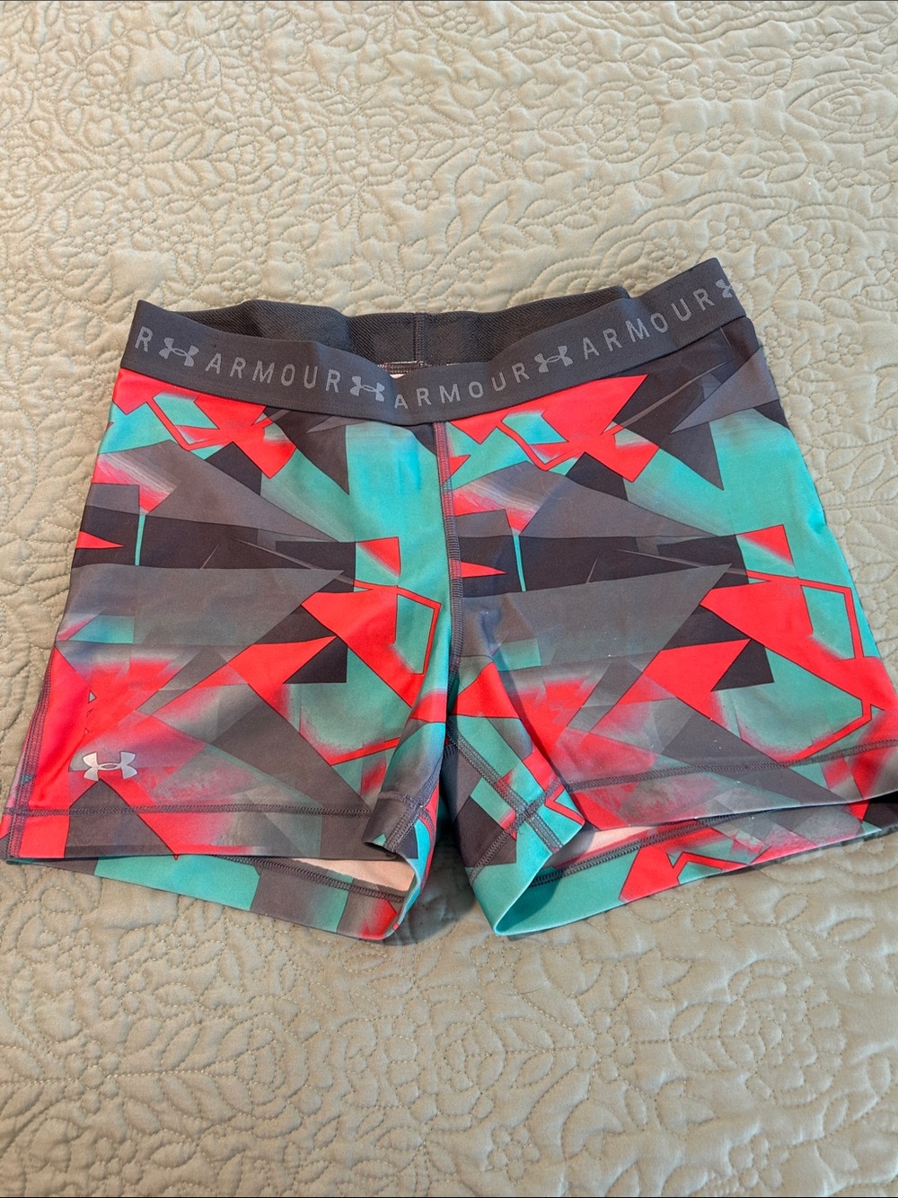 Under Armour Women’s Turquoise & Red Geometric Performance Shorts